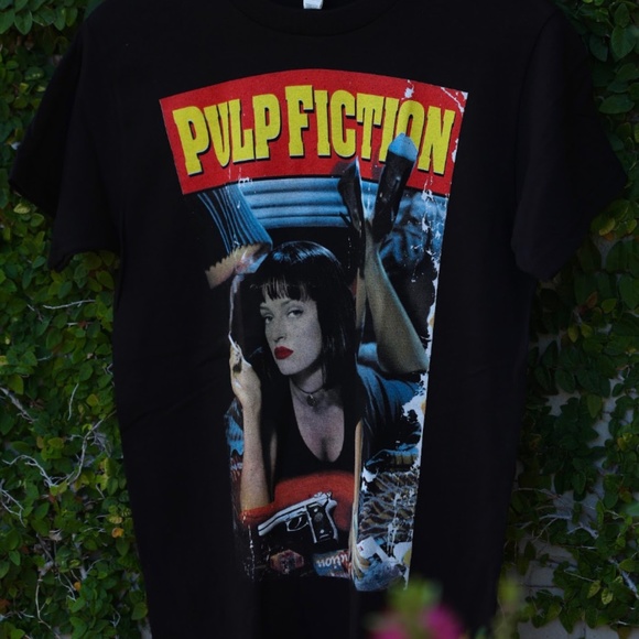 PULP FICTION BLACK GRAPHIC MOVIE TSHIRT - Picture 1 of 2